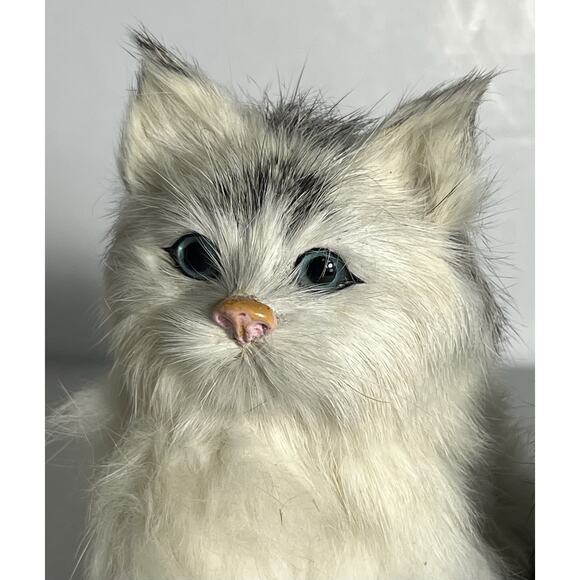 2 Vintage Real Rabbit Fur Cats Kittens Black Lifelike Miniature Cat Kitten - Picture 3 of 11